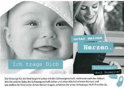Baby und schwangere Frau